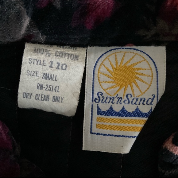 Vintage Sun’N Sand velvet floral quilted toggle coat with pockets Size Small - Picture 4 of 4